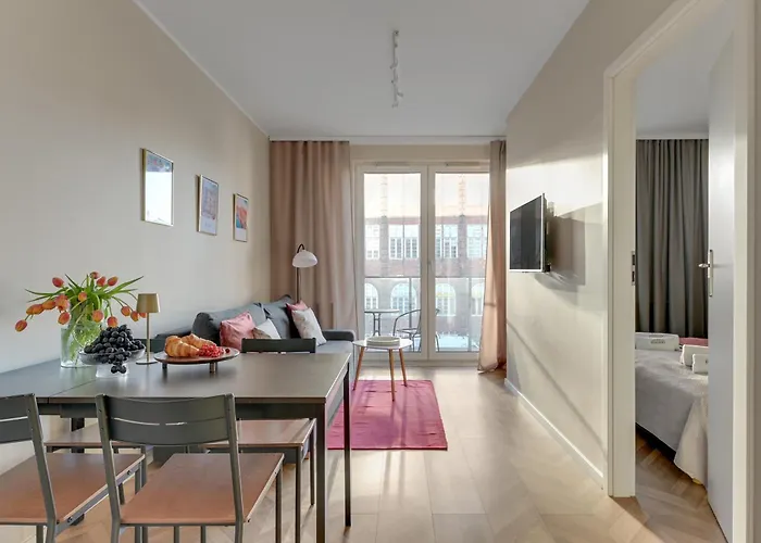 Aura 40 Center & Free Parking By Downtown Apart Otel Gdansk