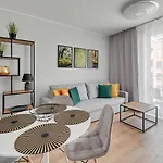 Aura 40 Center & Free Parking By Downtown 4* Gdańsk