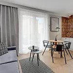 Appart hôtel Aura 40 Center & Free Parking By Downtown 4*