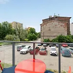 Aura 40 Center & Free Parking By Downtown 4*