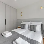 Aura 40 Center & Free Parking By Downtown 格但斯克