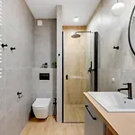 아파트호텔 Aura 40 Center & Free Parking By Downtown 그단스크