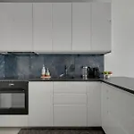 Aparthotel Aura 40 Center & Free Parking By Downtown 4*