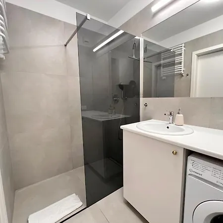 Aura 40 Center & Free Parking By Downtown דירה