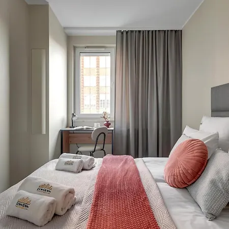 Aura 40 Center & Free Parking By Downtown Aparthotel
