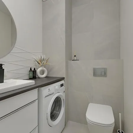 Aura 40 Center & Free Parking By Downtown Apart Otel Gdansk