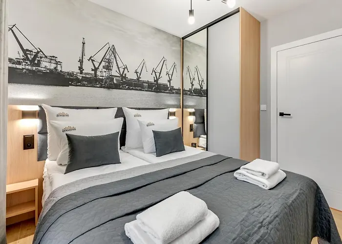 Aura 40 Center & Free Parking By Downtown 4* グダニスク