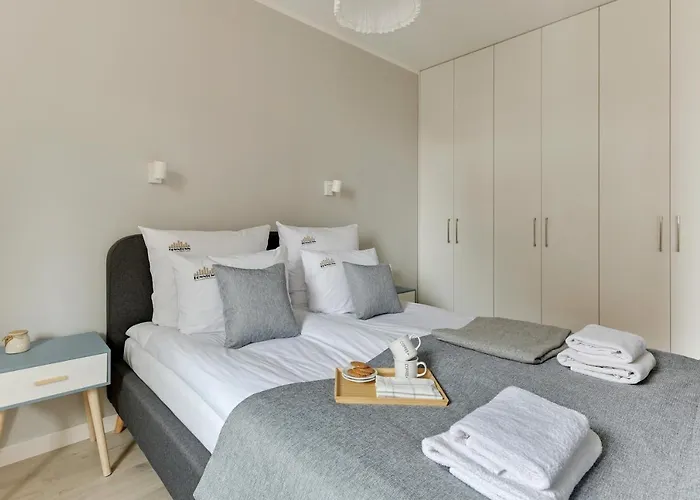 Aura 40 Center & Free Parking By Downtown Hotel apartamentowy